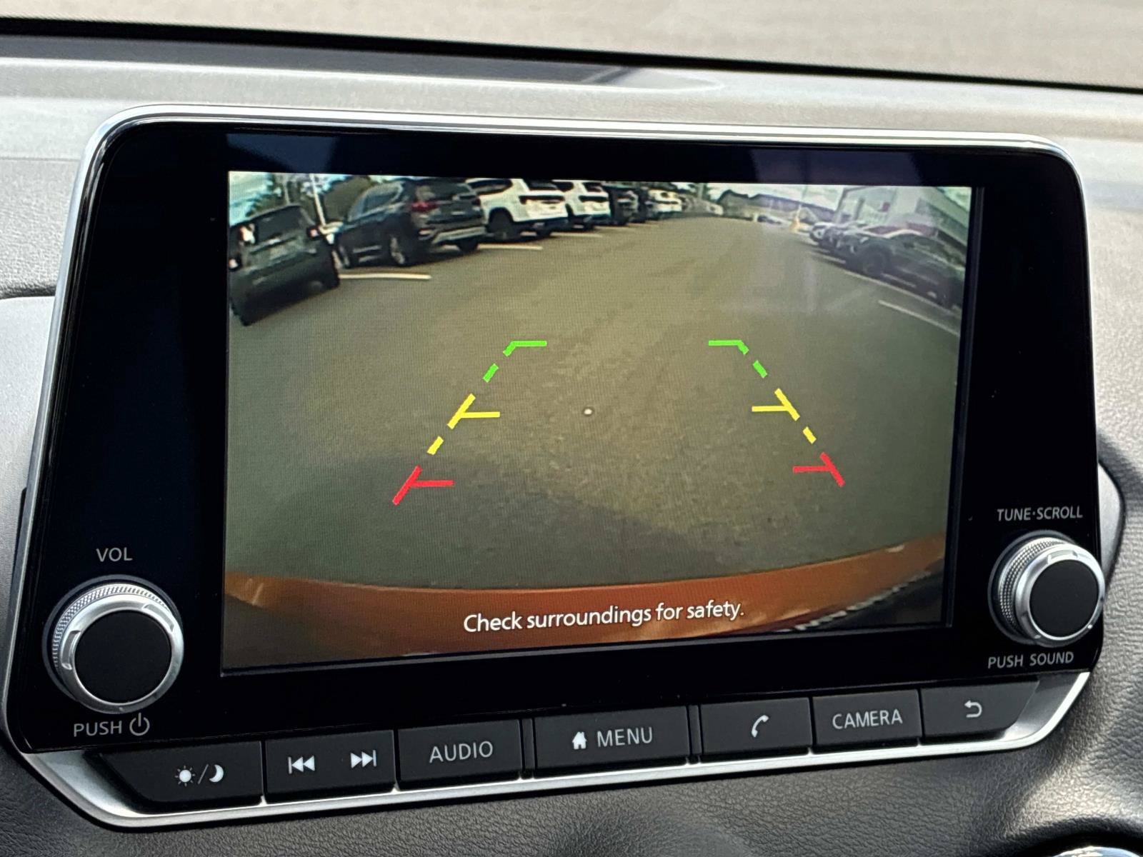 Used 2024 Nissan Sentra SR FWD image 33