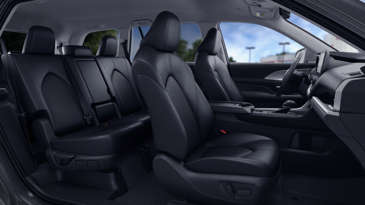 New 2026 Toyota Grand Highlander FWD image 20