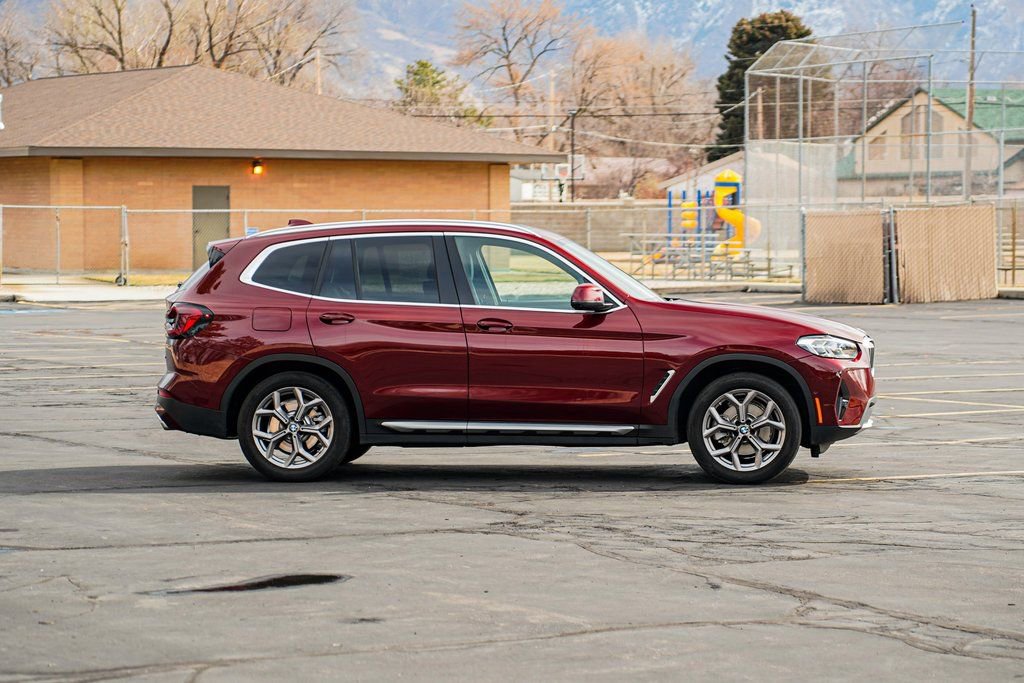 Used 2023 BMW X3 xDrive30i w/ Premium Package image 4