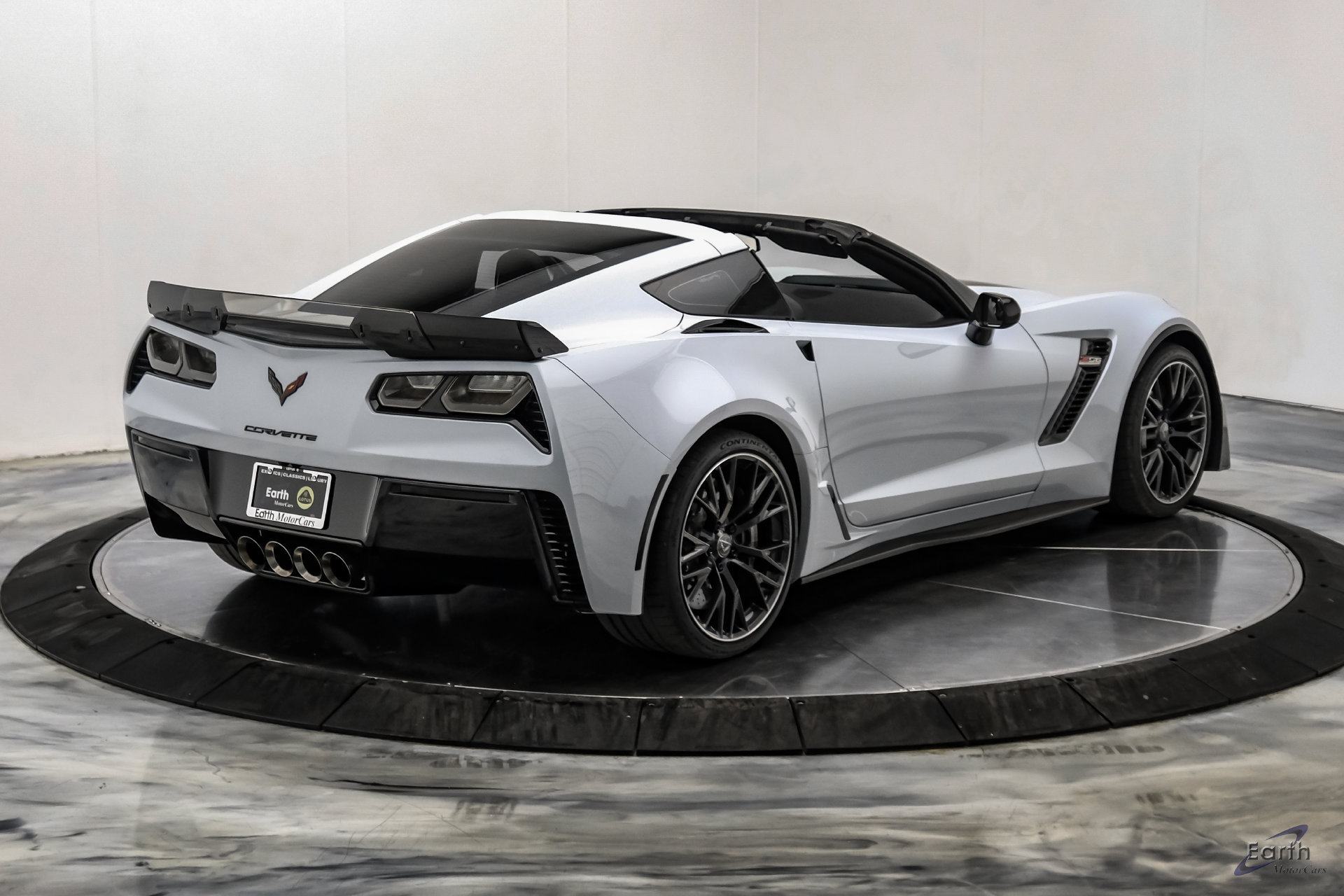 Used 2019 Chevrolet Corvette Z06 RWD image 21