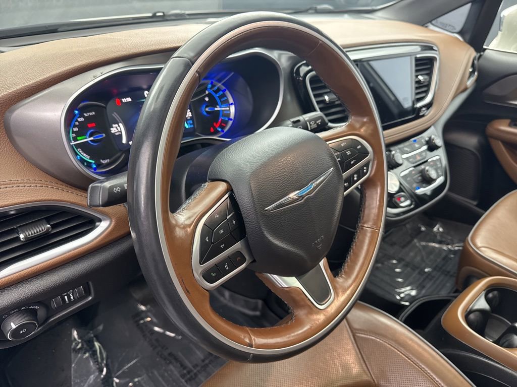 Used 2020 Chrysler Pacifica Limited w/ Advanced Safetytec Group image 9