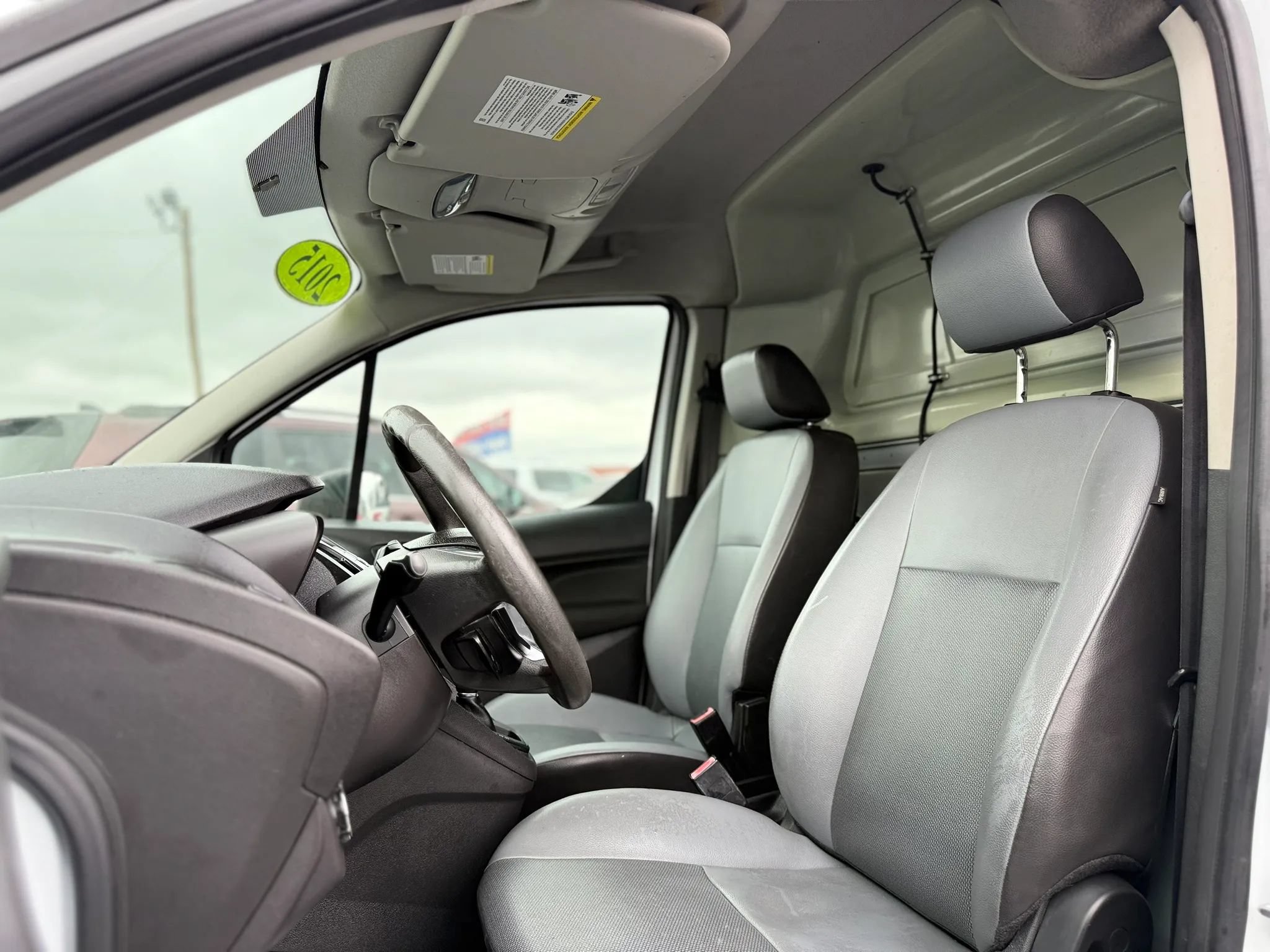 Used 2015 Ford Transit Connect XL FWD image 18