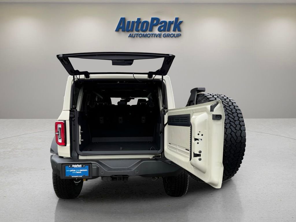 New 2025 Ford Bronco Outer Banks w/ Sasquatch Package image 7