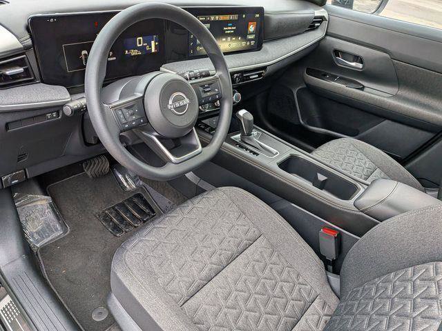 Used 2025 Nissan Kicks SV w/ SV Premium Package AWD/4WD image 10