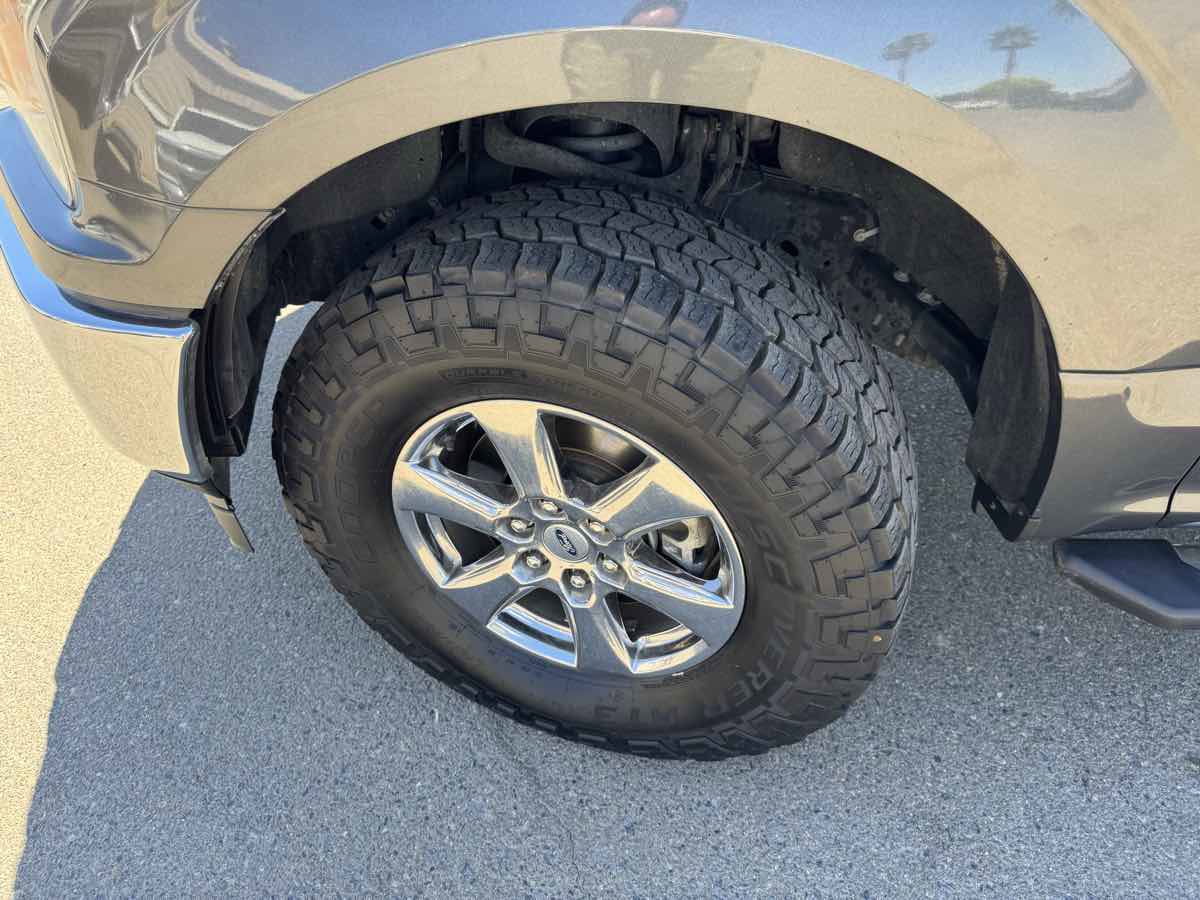 Used 2019 Ford F150 XLT w/ Equipment Group 302A Luxury image 38