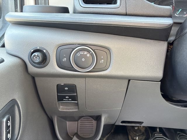 Certified 2023 Ford Transit 250 Medium Roof RWD image 28