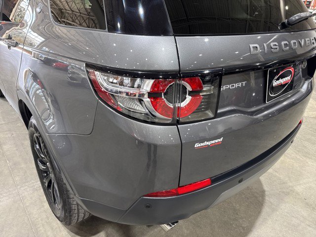 Used 2016 Land Rover Discovery Sport SE image 44