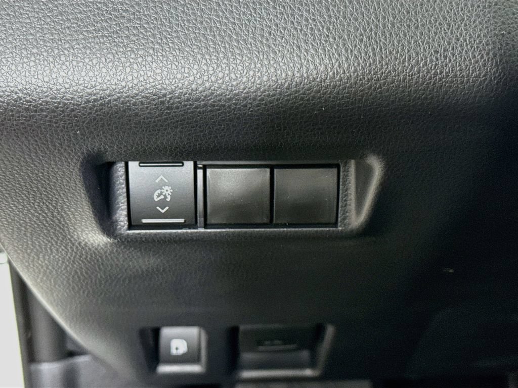 Used 2026 Toyota RAV4 LE FWD image 10