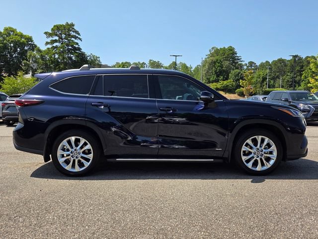 Used 2024 Toyota Highlander Limited AWD/4WD image 6