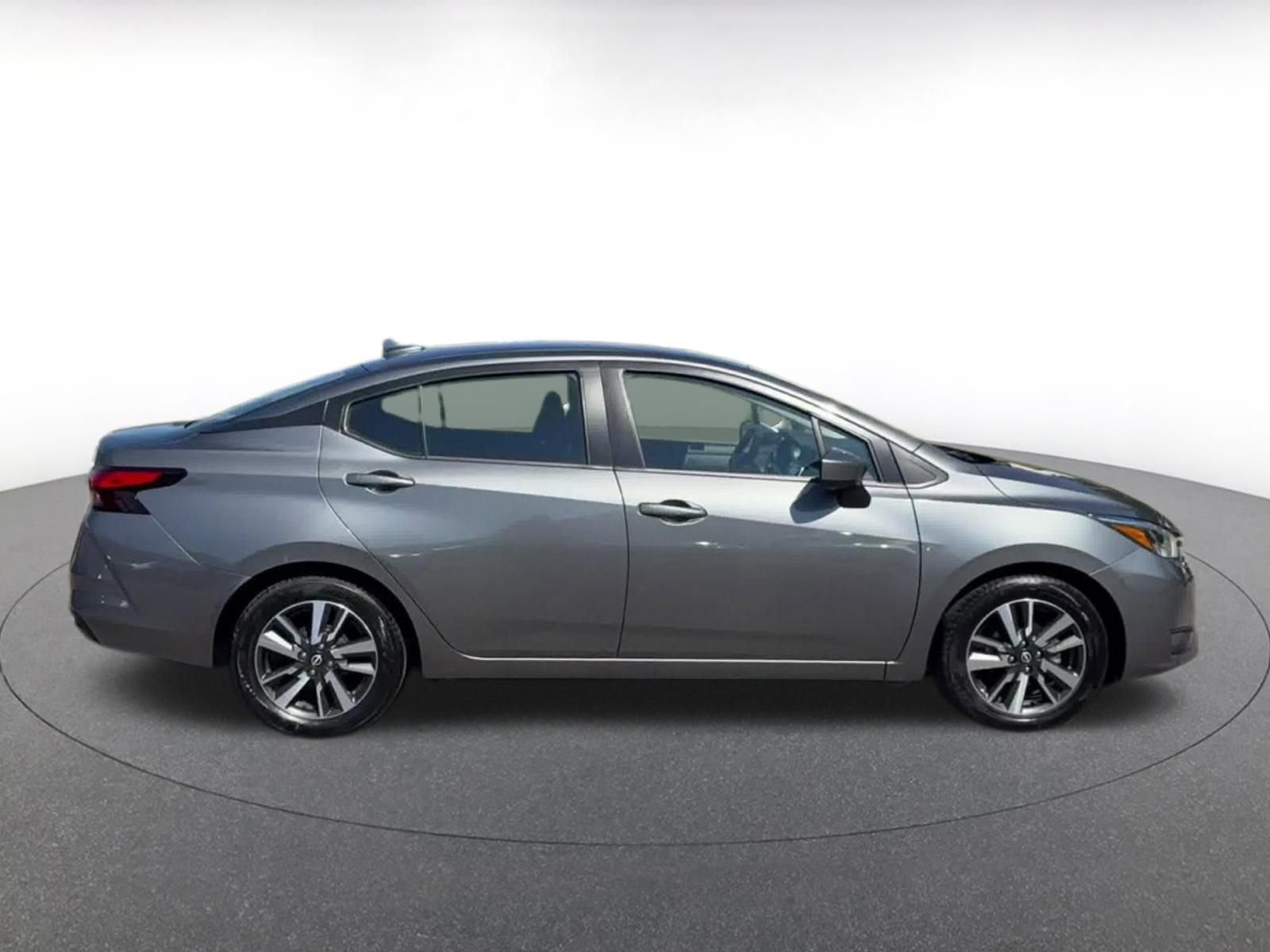 Used 2025 Nissan Versa SV FWD image 16