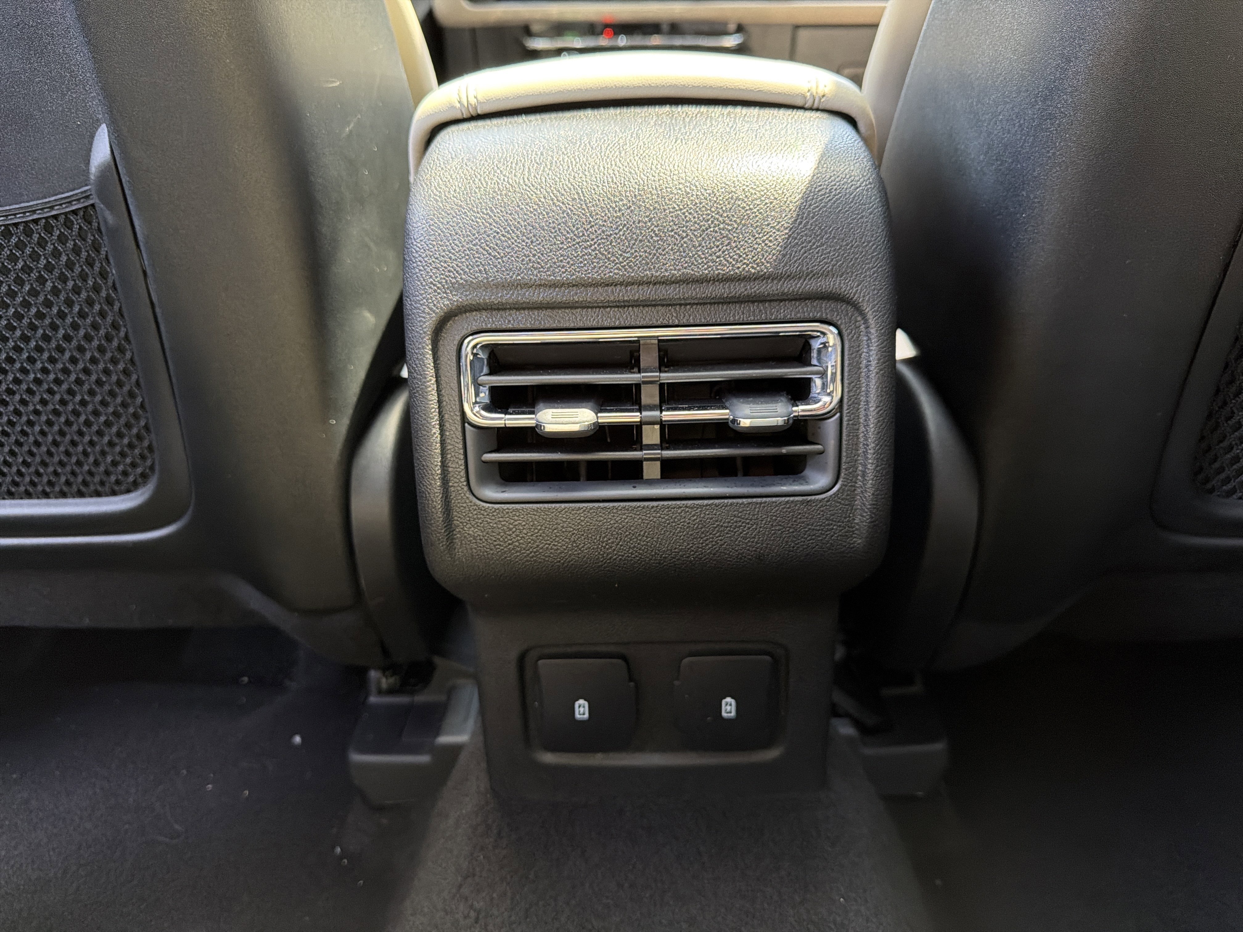 Used 2025 Lincoln Corsair FWD w/ Equipment Group 101A image 45