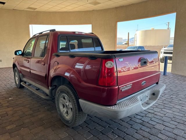 Used 2005 Ford Explorer Sport Trac XLS AWD/4WD image 2