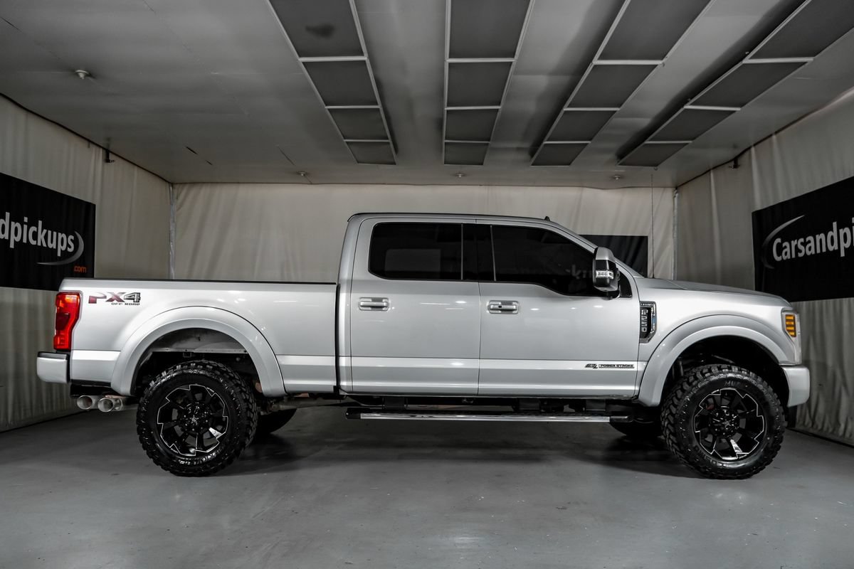 Used 2019 Ford F250 Lariat w/ Lariat Ultimate Package AWD/4WD image 6