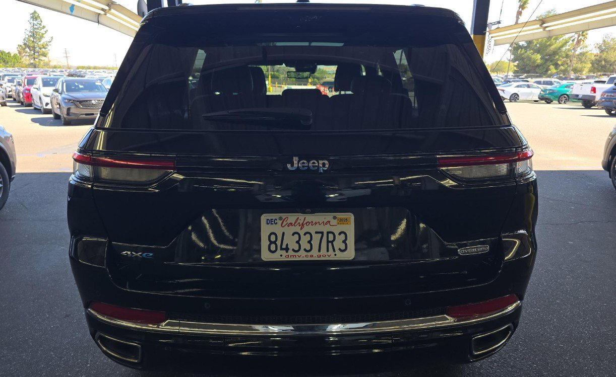 Used 2022 Jeep Grand Cherokee Overland w/ Advanced Protech Group III image 5