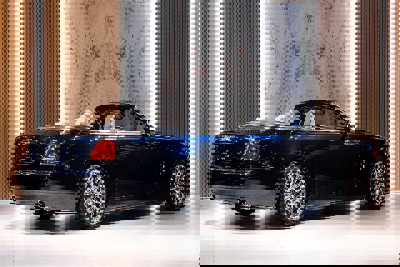 Used 2019 Rolls-Royce Dawn image 5