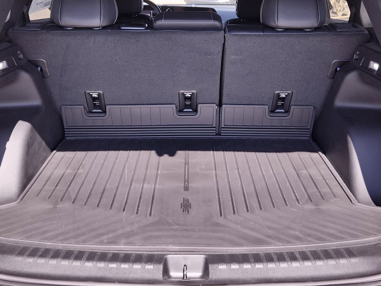 New 2026 Chevrolet Blazer EV LT w/ LPO, Blackout Package image 31