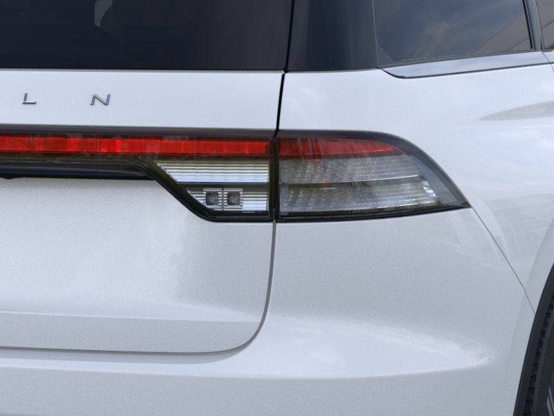 New 2026 Lincoln Aviator 2WD image 21