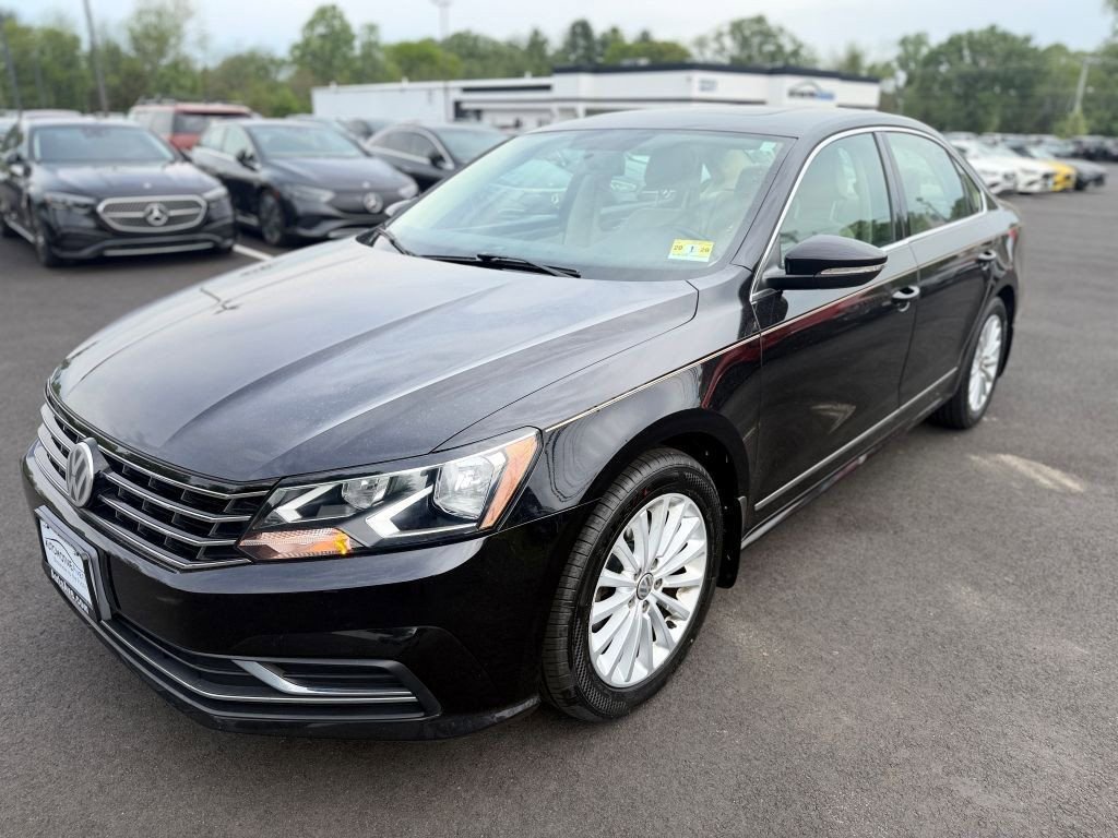 Used 2017 Volkswagen Passat 1.8T SE FWD image 7