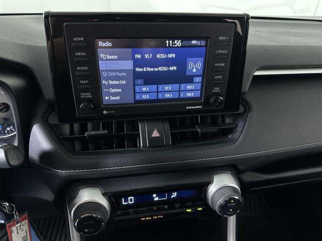 Used 2021 Toyota RAV4 LE AWD/4WD image 13