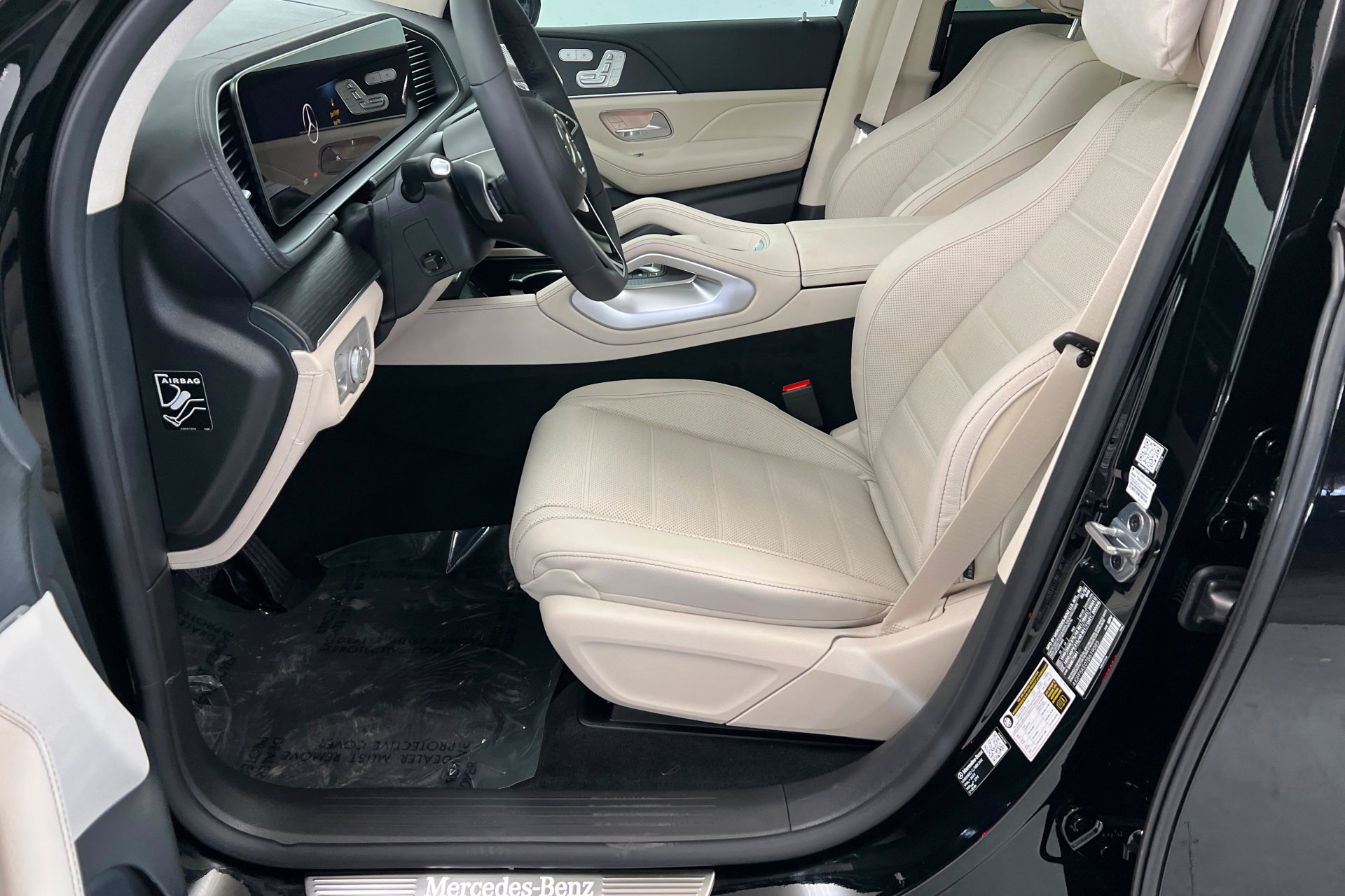 New 2026 Mercedes-Benz GLS 450 GLS 450 image 17