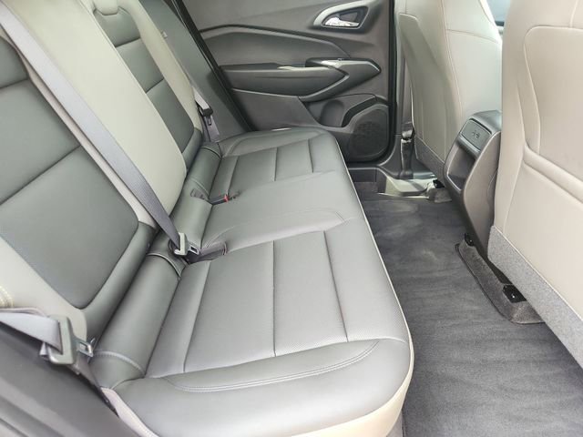 Used 2024 Chevrolet Trax ACTIV w/ Sunroof Package FWD image 25