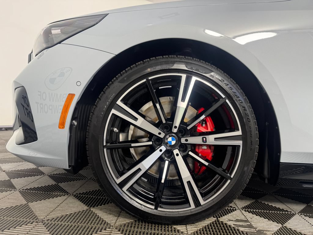 New 2027 BMW 530i xDrive w/ M Sport Package AWD/4WD image 10