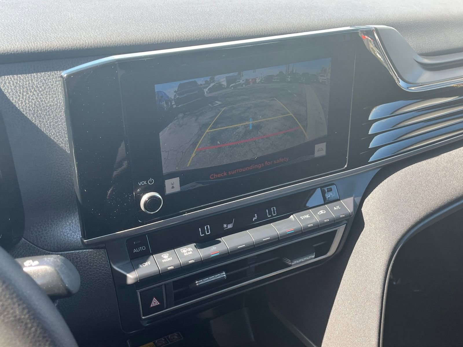 Used 2025 Toyota Camry LE image 24