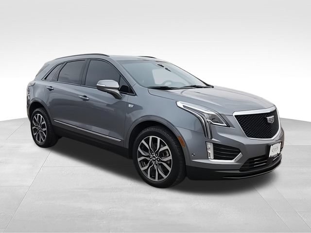Used 2021 Cadillac XT5 Sportv w/ Platinum Package AWD/4WD image 2