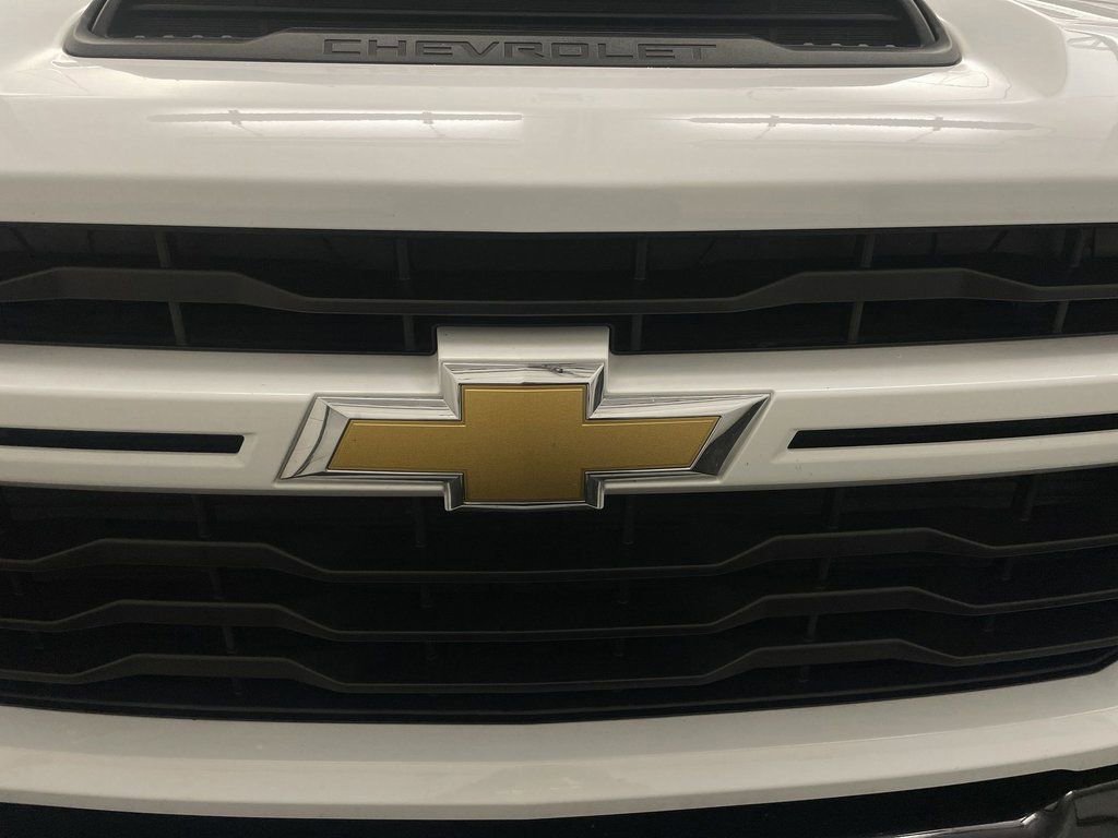 Used 2024 Chevrolet Silverado 2500 Custom w/ Custom Convenience Package image 25