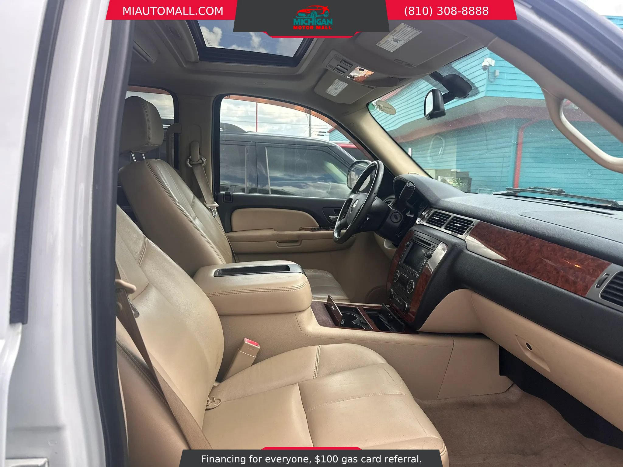 Used 2008 Chevrolet Suburban LTZ w/ LTZ Preferred Equipment Group AWD/4WD image 11