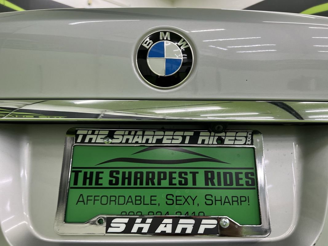 Used 2015 BMW 750i image 12