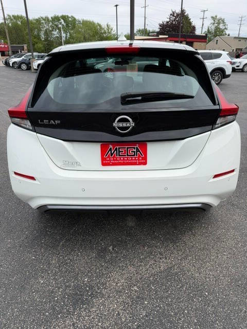 Used 2023 Nissan Leaf S FWD image 5