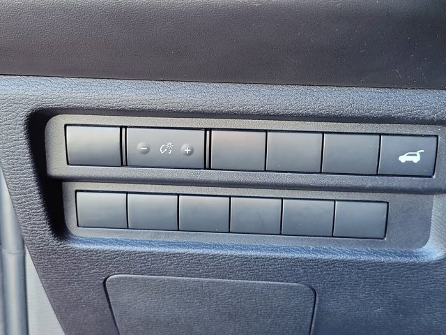 Used 2022 Mitsubishi Outlander SE image 24