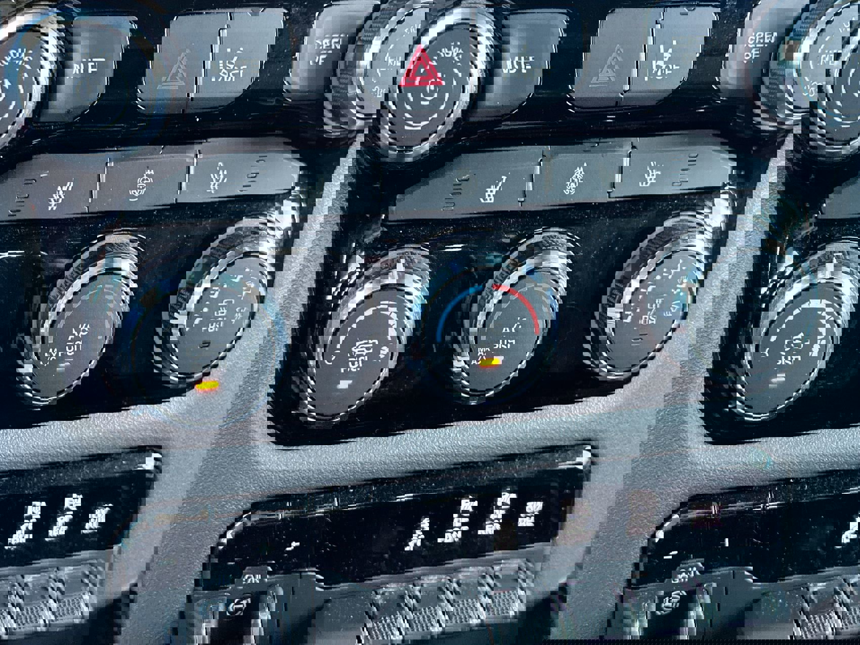 Used 2025 RAM 1500 Lone Star image 18