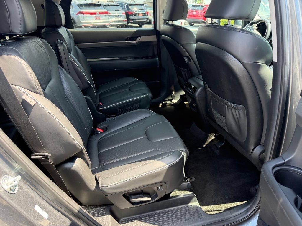 Used 2024 Hyundai Palisade SEL FWD image 28