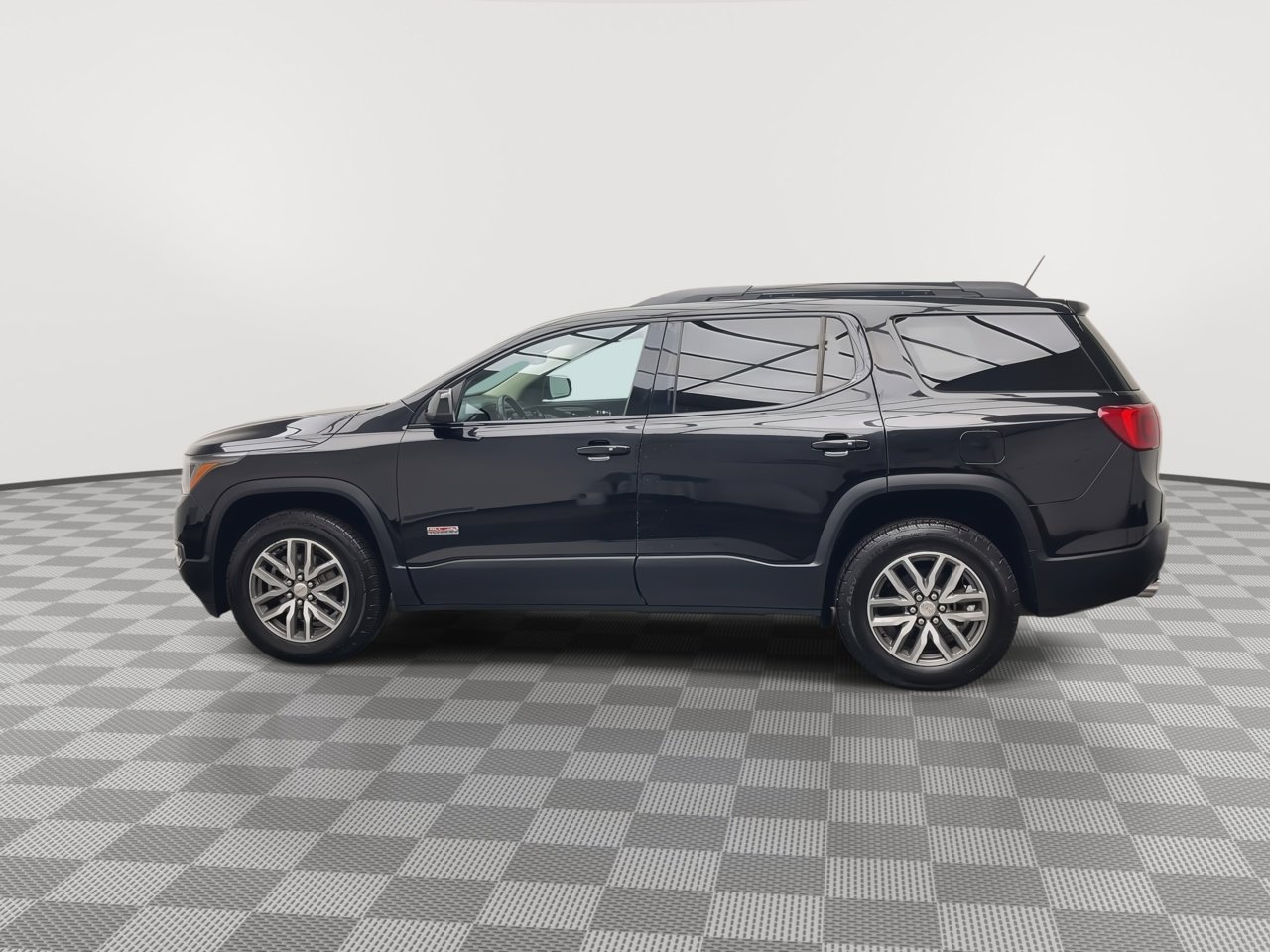 Used 2017 GMC Acadia SLE w/ Driver Alert Package I AWD/4WD image 35