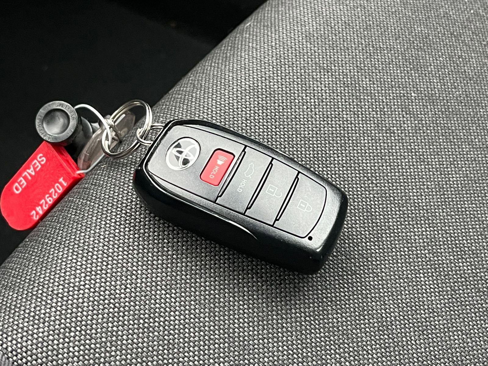 Used 2025 Toyota Camry LE image 22