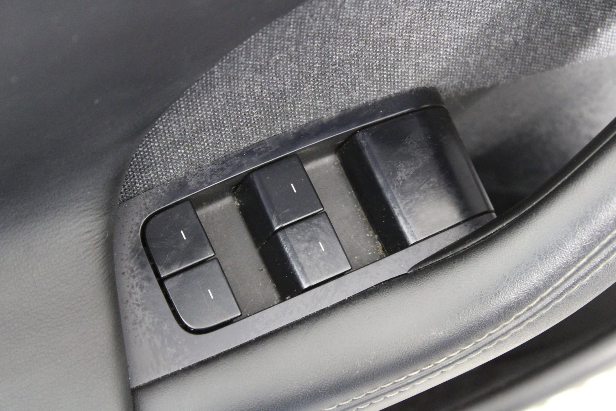 Used 2021 Tesla Model S Plaid image 41