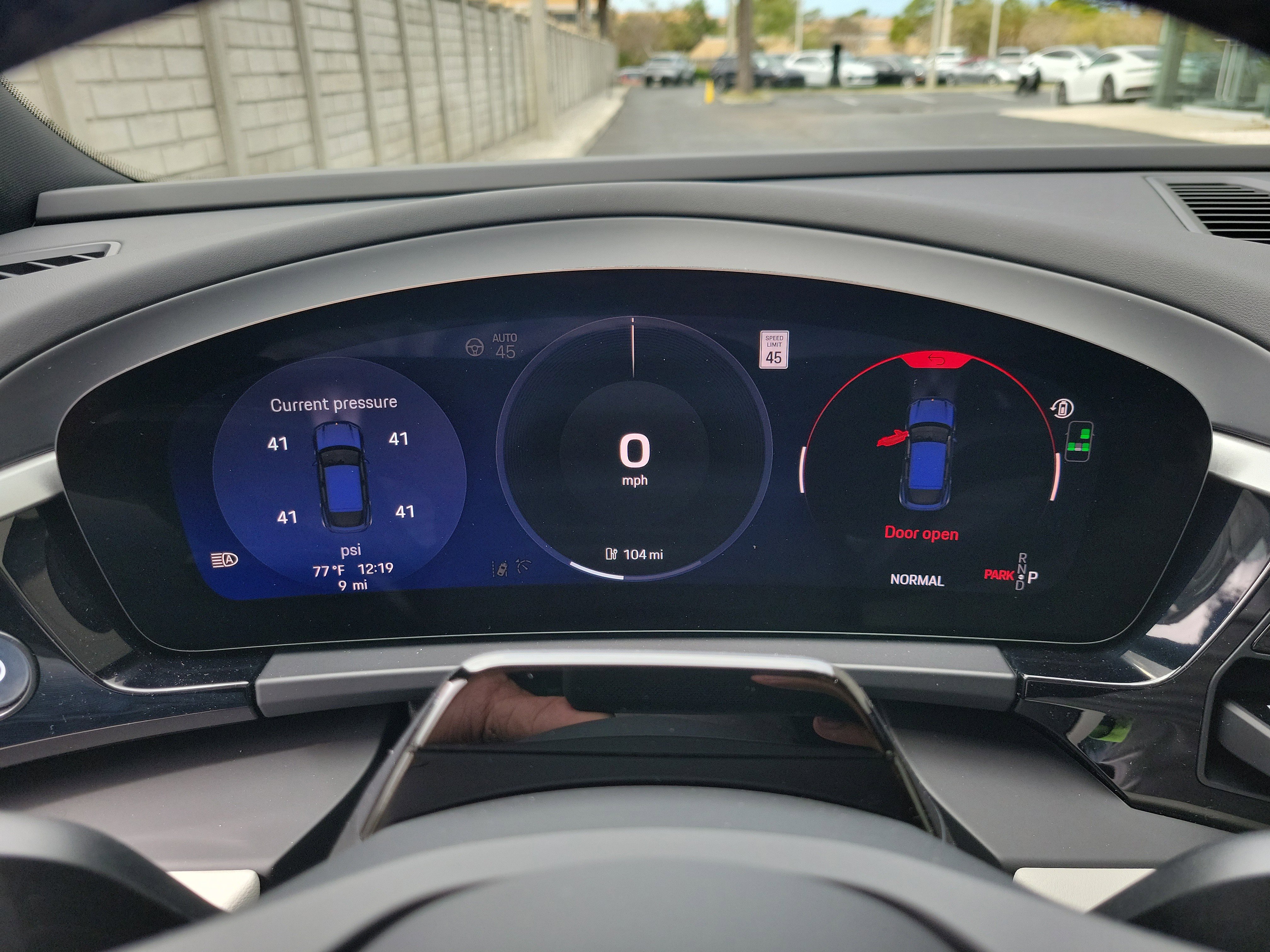 New 2026 Porsche Macan Electric image 34