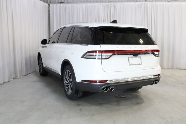 New 2026 Lincoln Aviator AWD image 25