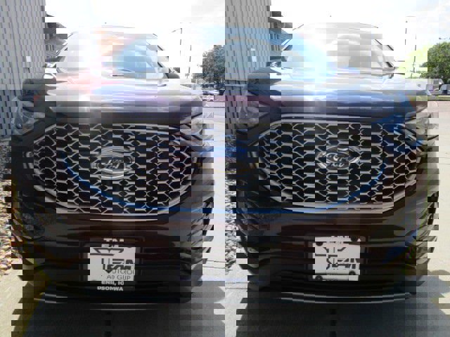 Used 2024 Ford Edge SEL image 2