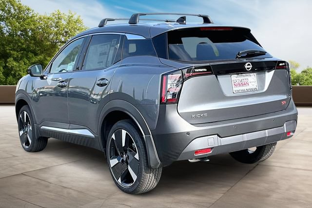 New 2026 Nissan Kicks SR FWD image 3