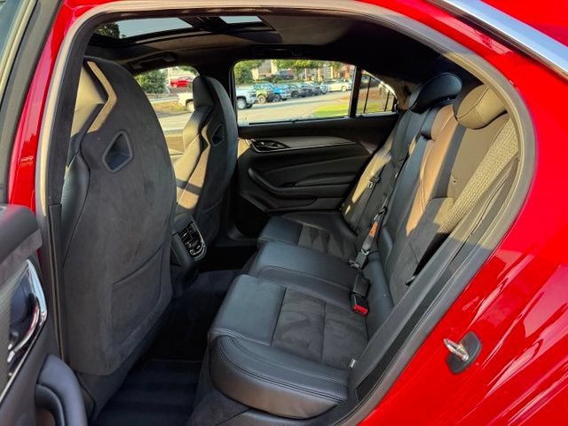 Used 2019 Cadillac CTS V w/ Carbon Fiber Package RWD image 27