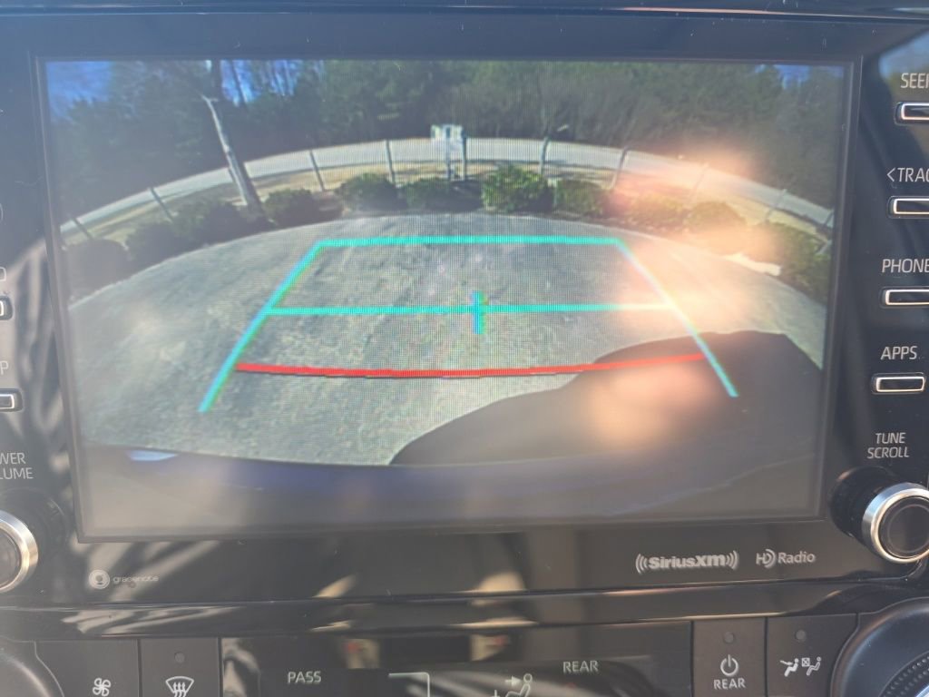 Used 2022 Toyota Highlander XLE image 31