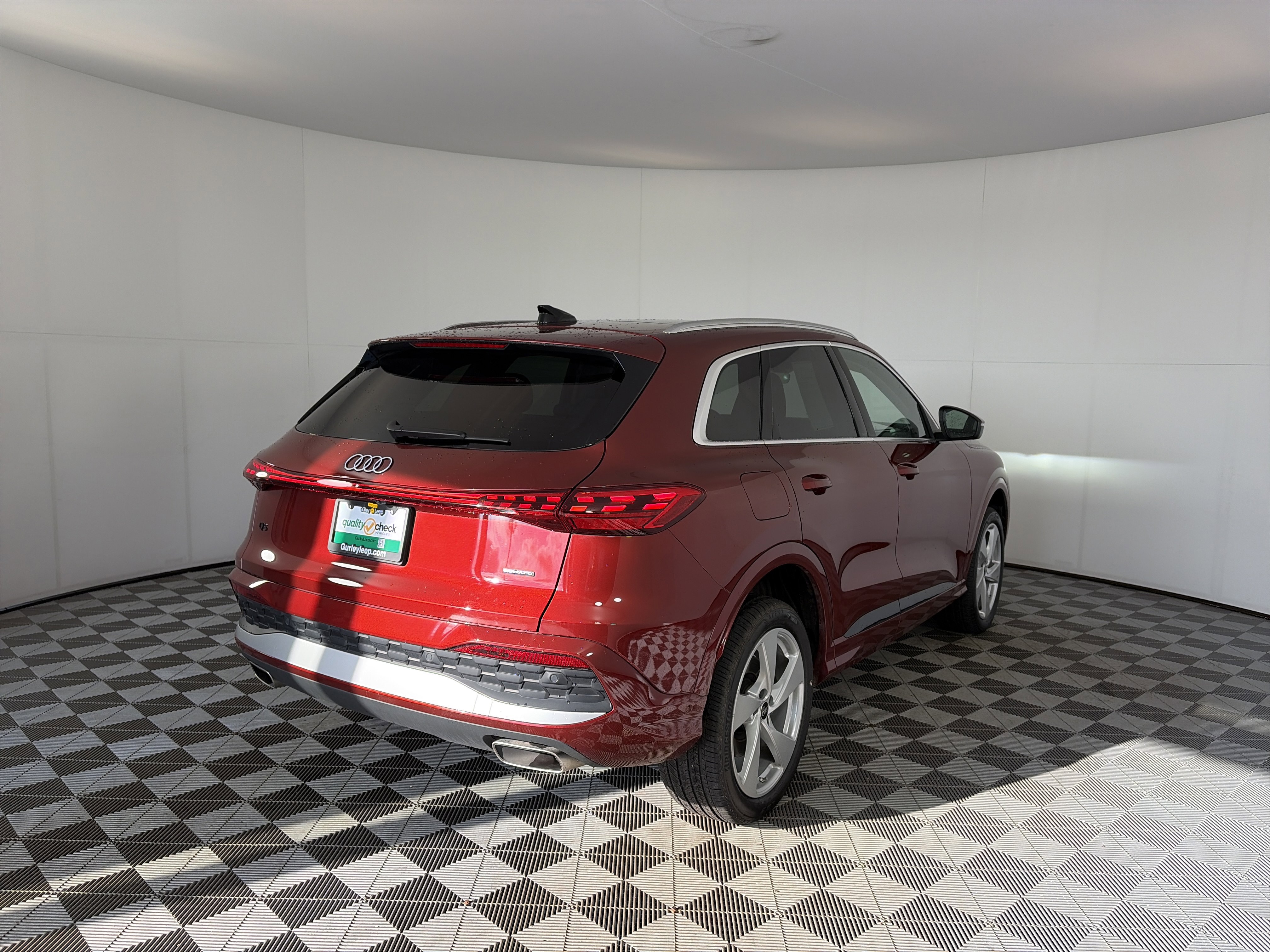 Used 2025 Audi Q5 Premium Plus w/ Premium Plus image 10