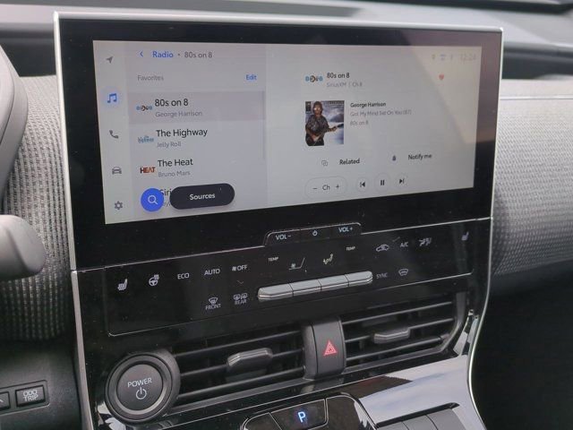 Used 2025 Toyota bZ4X FWD image 12