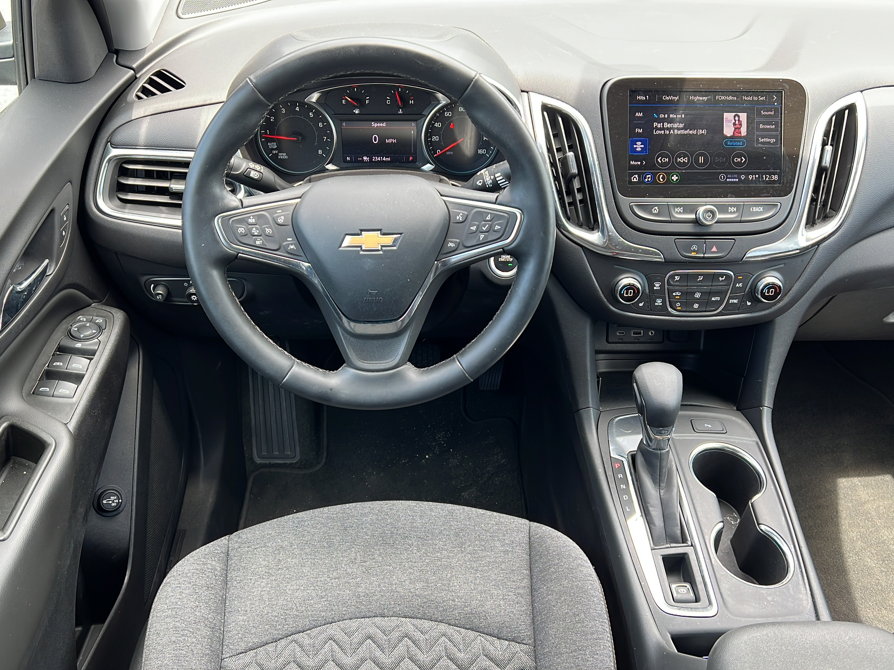 Used 2024 Chevrolet Equinox LT FWD image 12