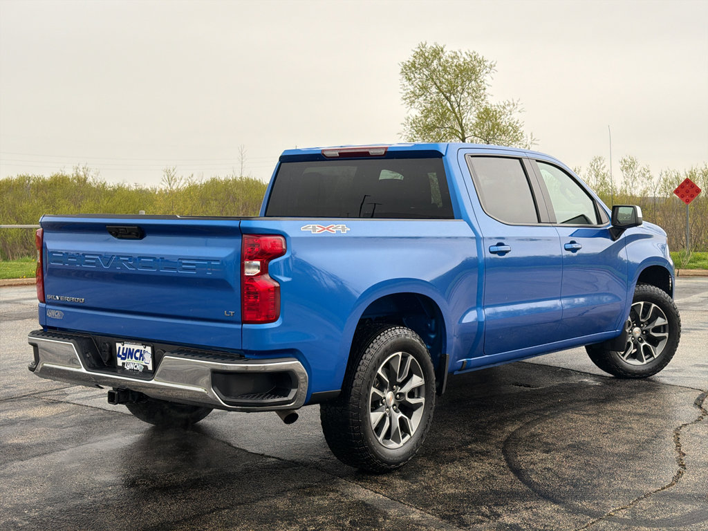 Used 2025 Chevrolet Silverado 1500 LT AWD/4WD image 4
