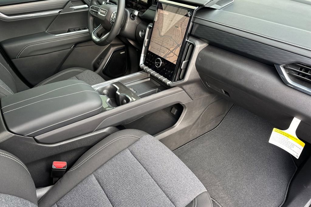 Used 2025 GMC Acadia Elevation image 15