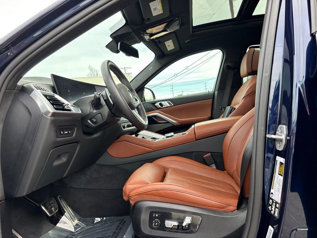 Used 2025 BMW X6 M60i image 10